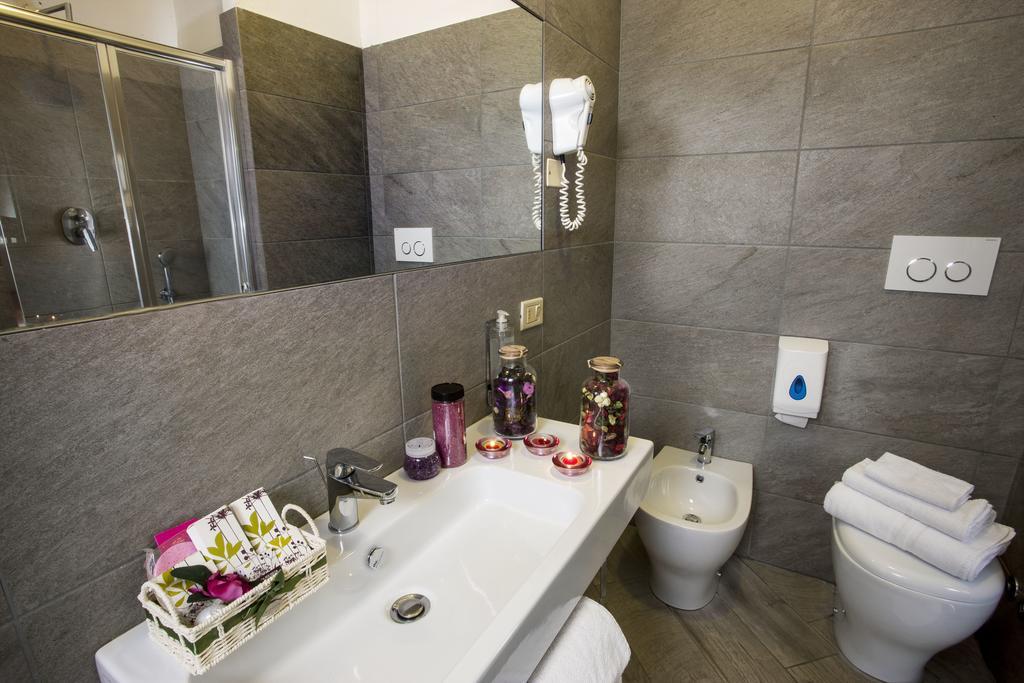 Hotel Rosy 2*