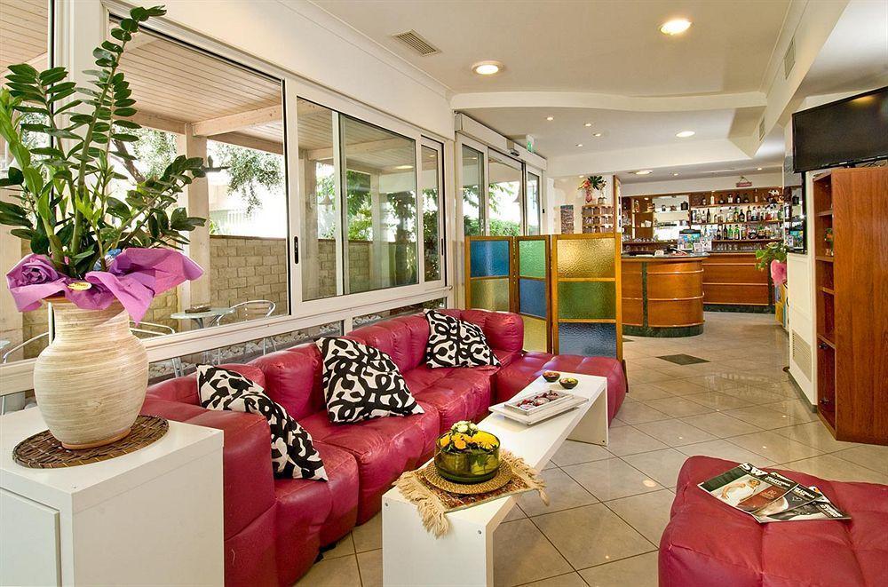 Rosy Hotel Cattolica