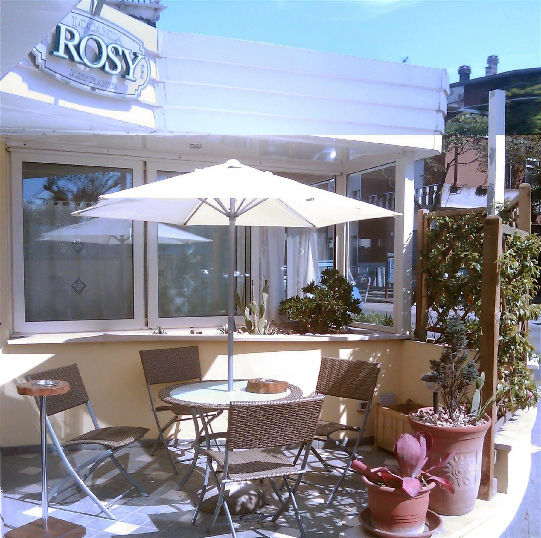 Rosy 2* Cattolica