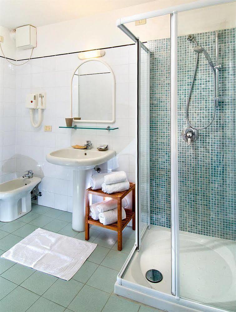 Hotel Rosy Cattolica